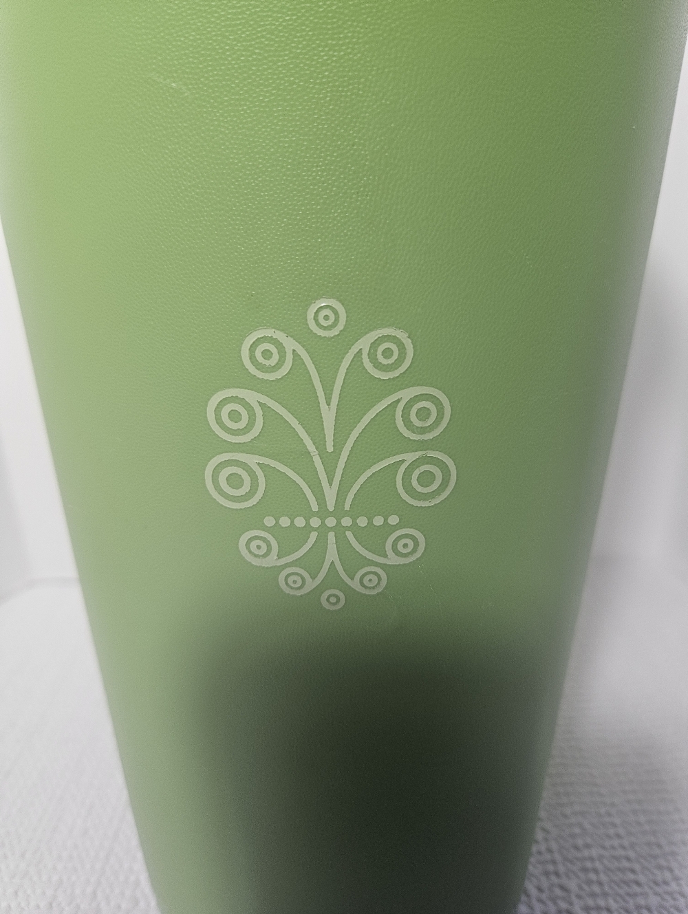 VIntage Lime Green Tupperware Servalier Nesting Canister Model 122 - Picture 3 of 7